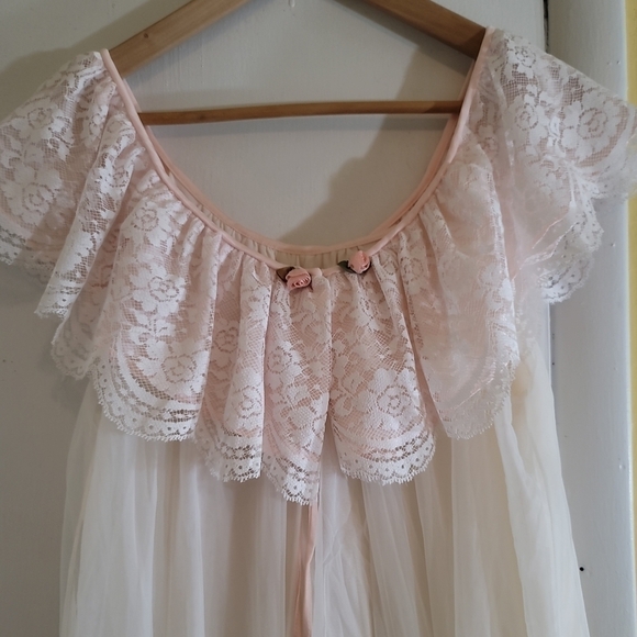 Vintage Peignoir Set Intime White Pink Long 2-piece Robe Nightgown Chiffon Lace - Picture 3 of 11